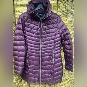 Jack Wolfskin- Richmond,‎ Size: Medium, Raspberry color, Full length, Down Coat